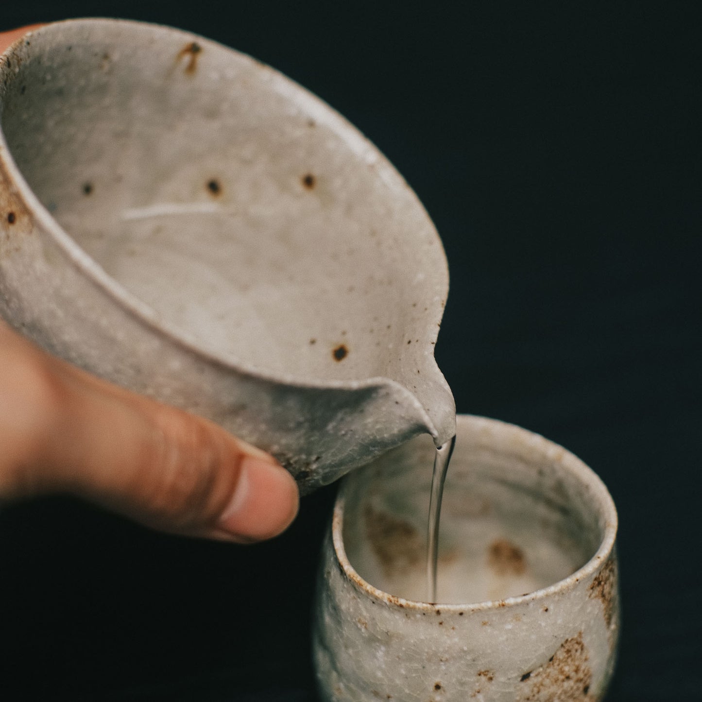 Katakuchi Pourer, Ash Glaze