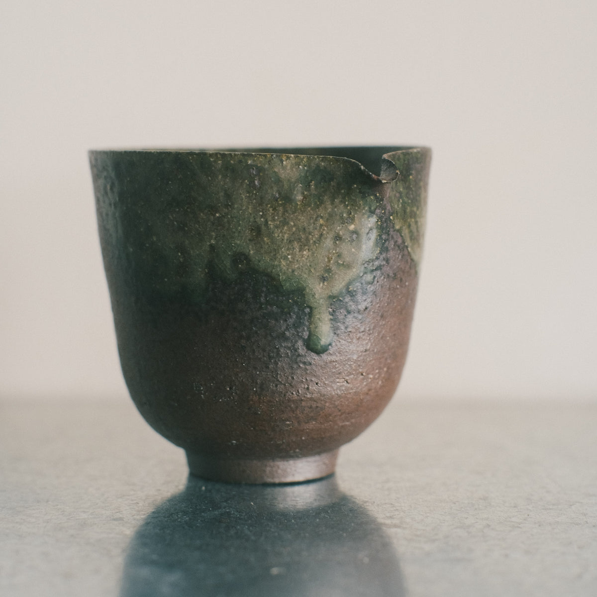 Katakuchi Pourer, Ash Glaze