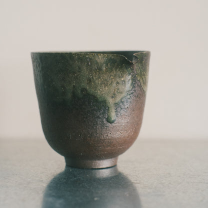 Katakuchi Pourer, Ash Glaze