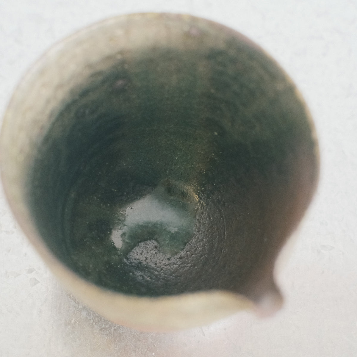 Katakuchi Pourer, Ash Glaze