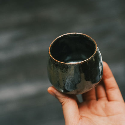 Guinomi, Black Glaze